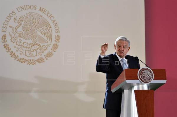 Transparencia pide a presidente mexicano explicar corrupción en aeropuerto