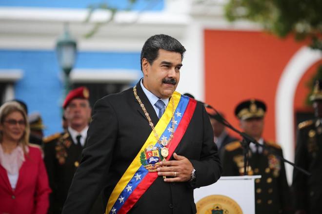 Maduro cierra frontera con Brasil