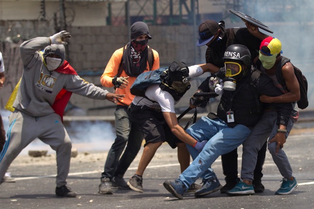 Periodistas arrestados en Venezuela