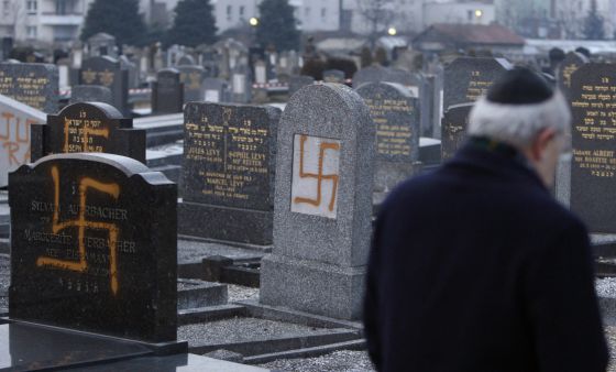 Profanación de 80 tumbas judías en Francia