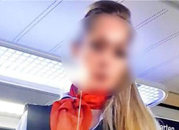 Guardia de seguridad grabó video porno en un tren.