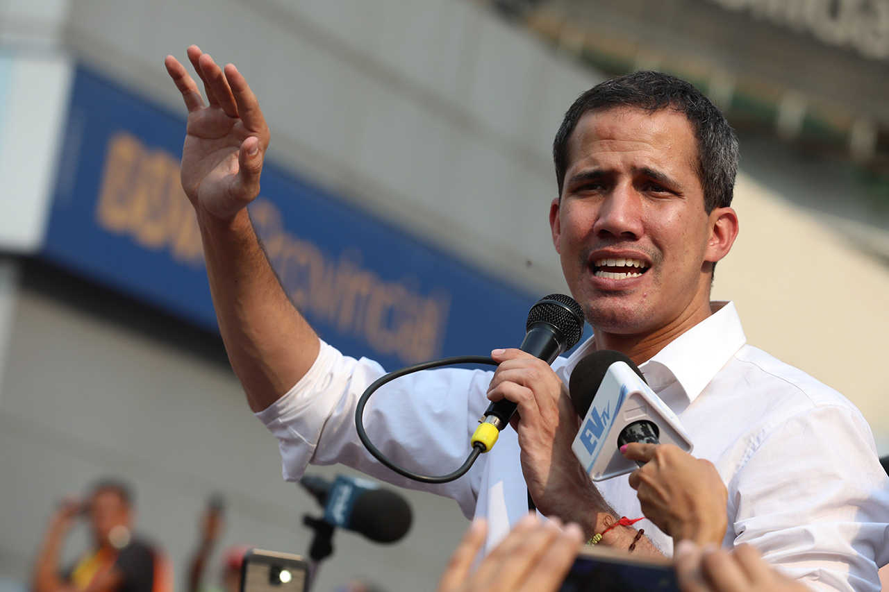 Guaidó denuncia "golpe al Parlamento"