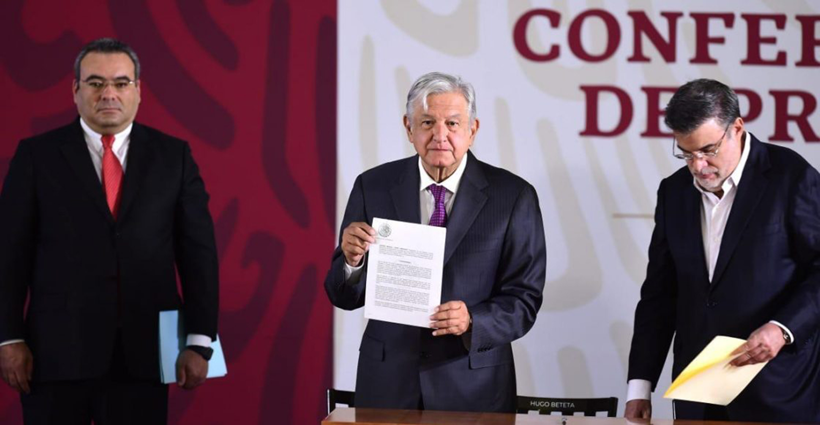 El presidente de México, Andrés Manuel López Obrador, firmó un decreto