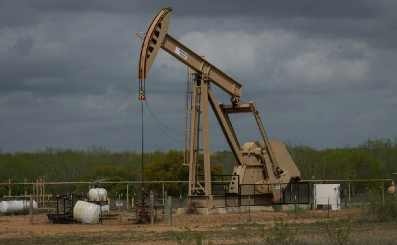 EEUU dice que hay "bastante" petróleo disponible en el mundo tras ataques a sauditas