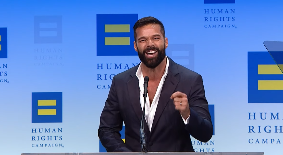 Ricky Martin anuncia que junto a su esposo volverán a ser padres