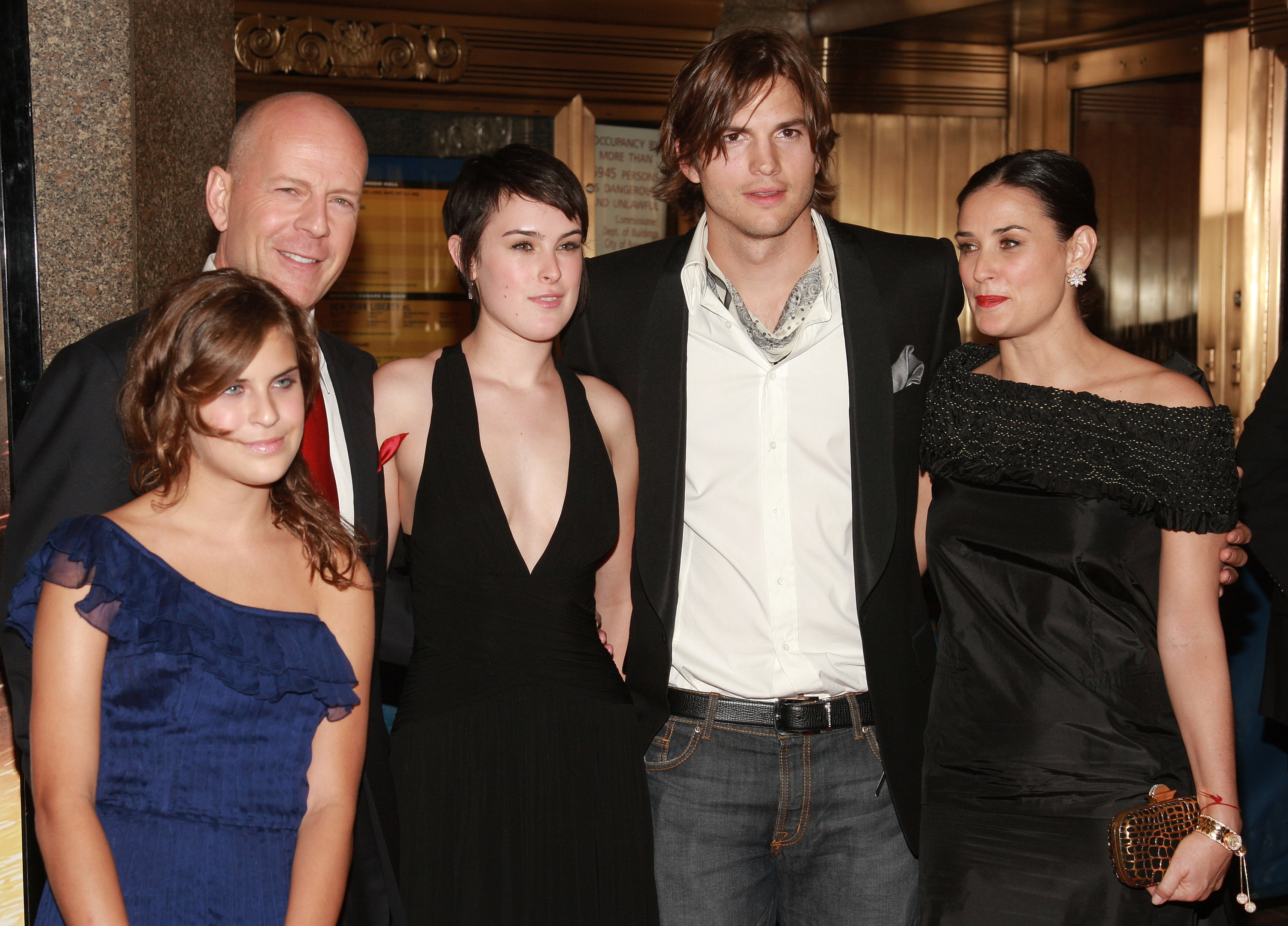 Demi Moore y su familia