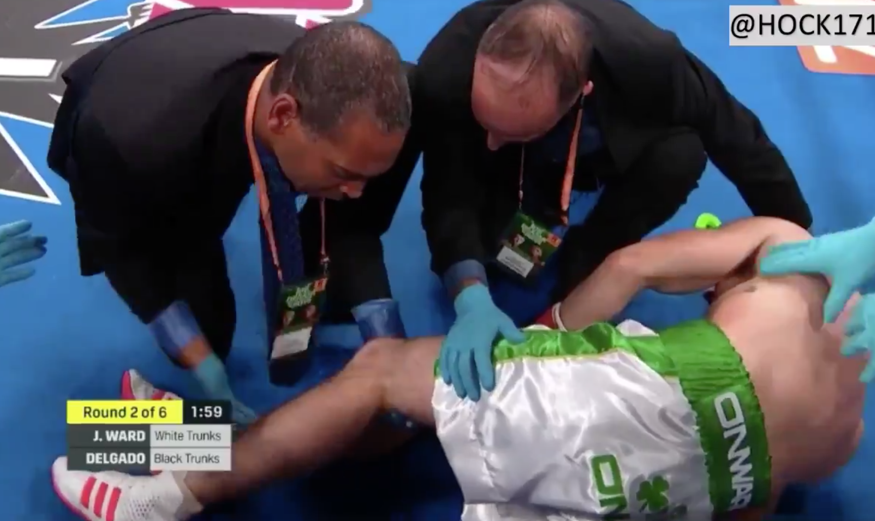 Boxeador sufre terrible lesión en la rodilla durante una pelea