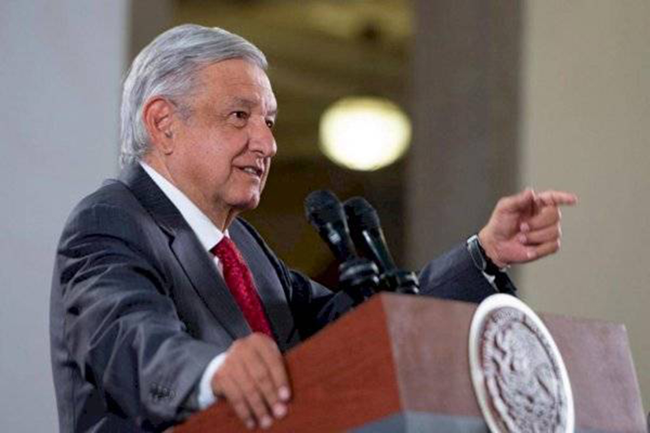 AMLO pide "abandonar las armas" tras enfrentamientos en México