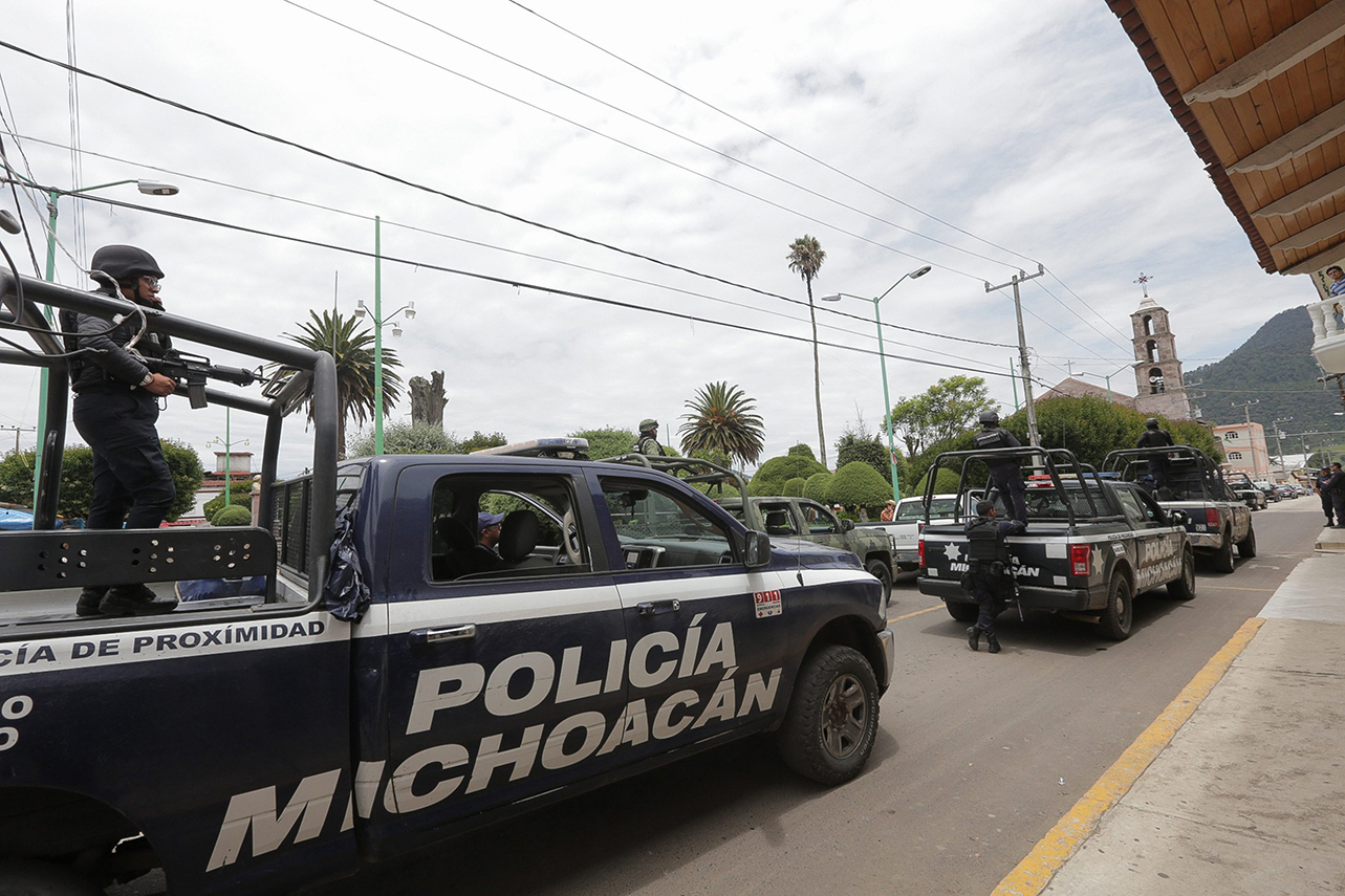 Mueren 14 policías en un ataque armado en México