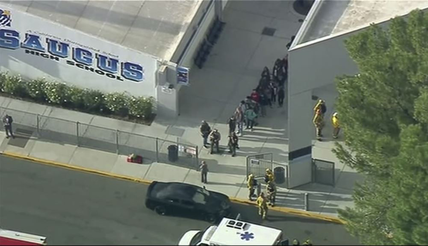 Al menos siete heridos en tiroteo en una escuela cerca de Los Ángeles