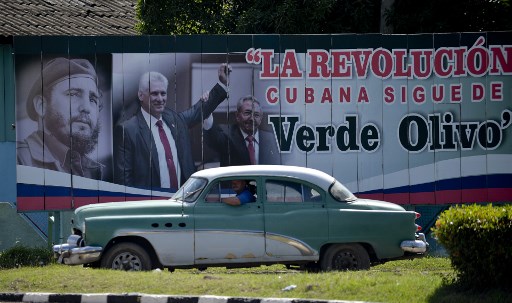 Cuba autoriza vigilancia electrónica sin orden judicial y EEUU reclama