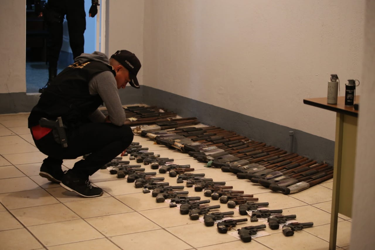 MP incauta 415 armas de fuego a empresa de seguridad ilegal