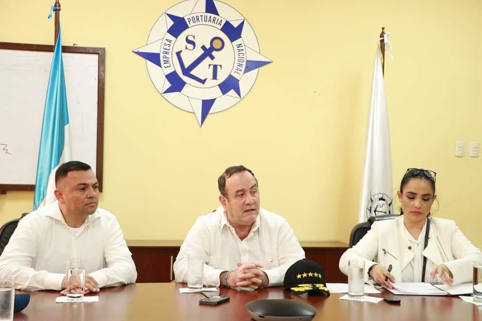Giammattei nombra a nuevo director de la Portuaria Santo Tomás de Castilla