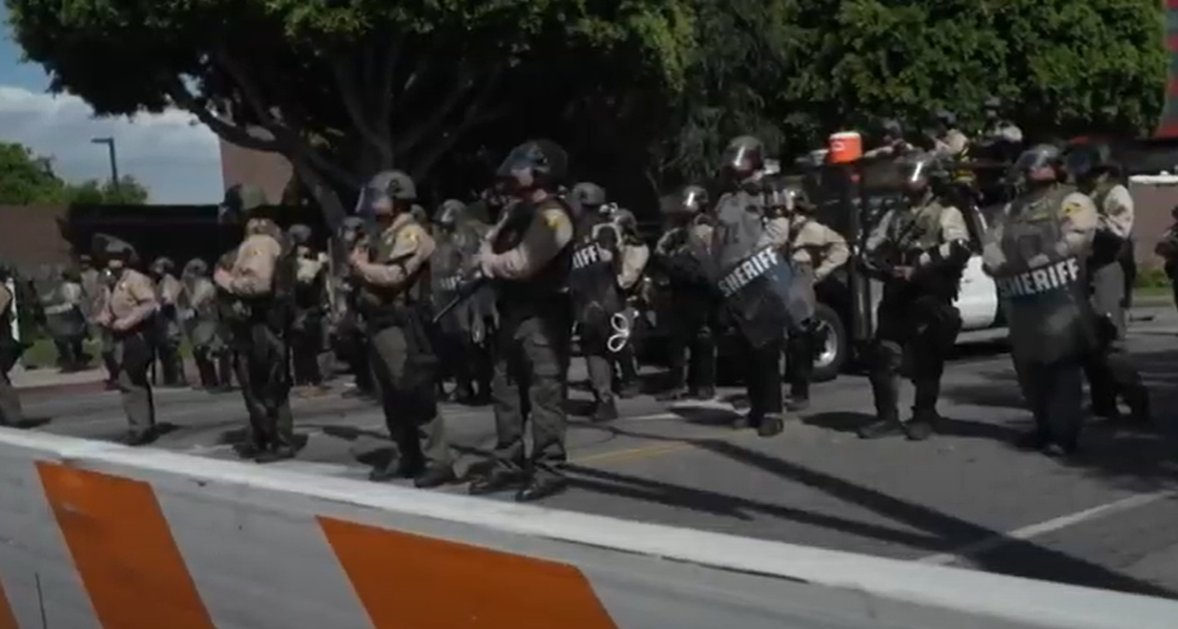 Detectan COVID-19 en fuerzas de seguridad desplegadas por protestas en Washington