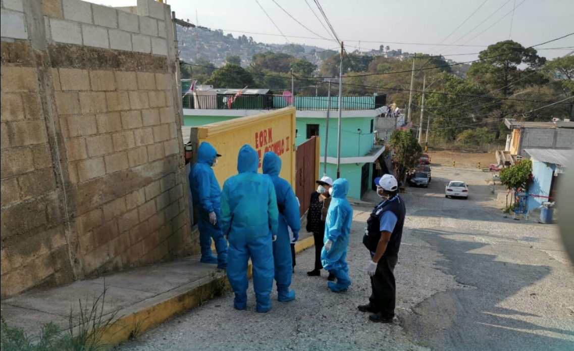 Salud levanta cordón sanitario en colonia Monte Carmelo en San Juan Sacatepéquez