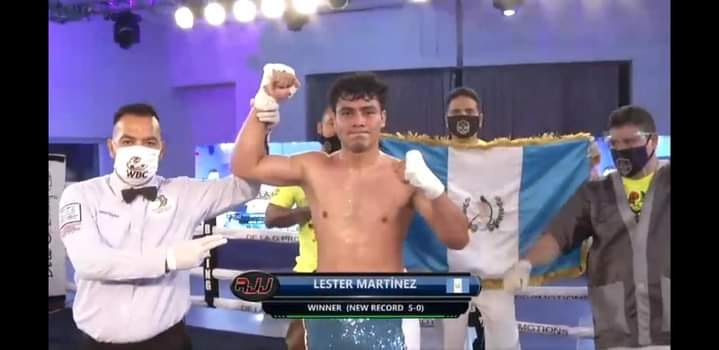Lester Martínez vence a Abraham Hernández