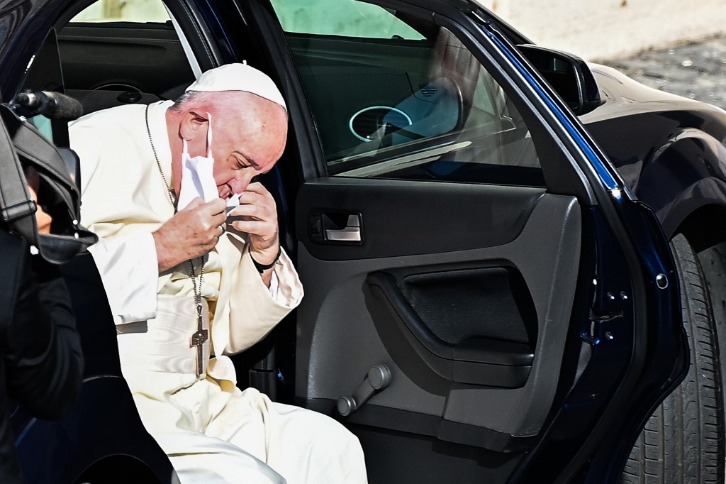 Papa Francisco con mascarilla