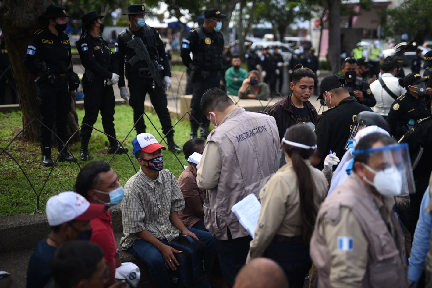 operativos de PNC en Parque Central permiten ubicar a hondureños