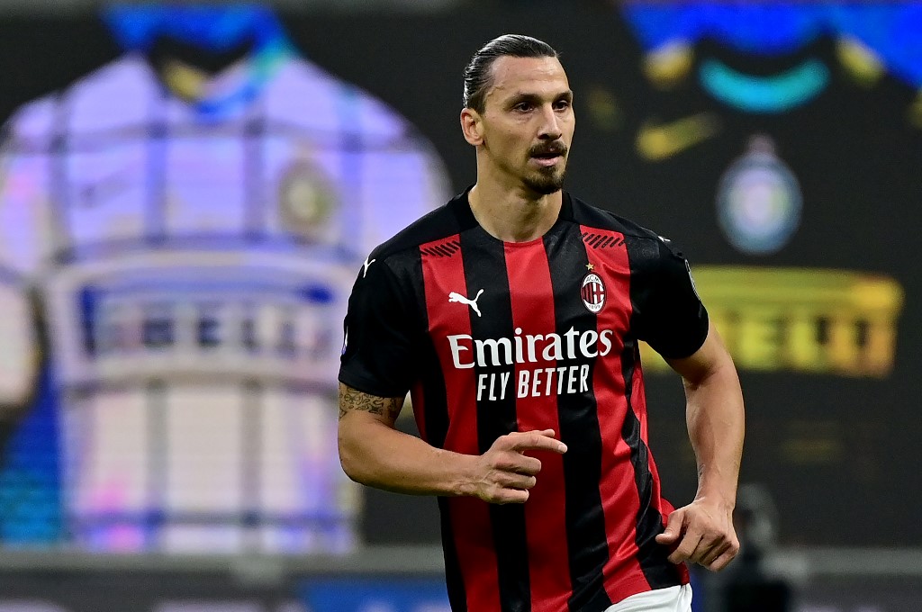 Milan derrota al Inter con doblete de Zlatan