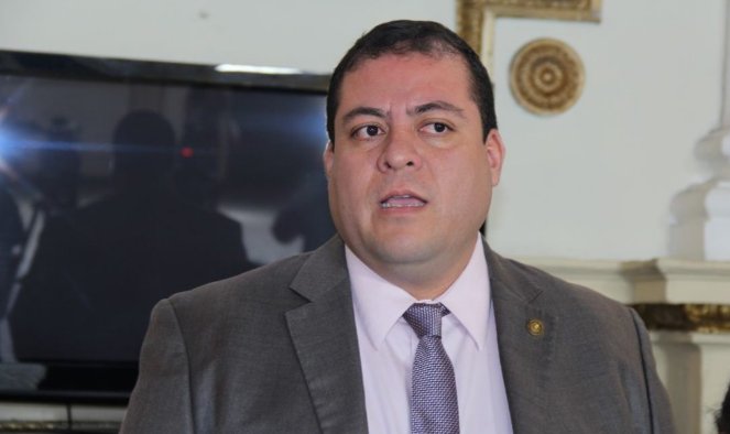 Exdiputado Julio Juárez.