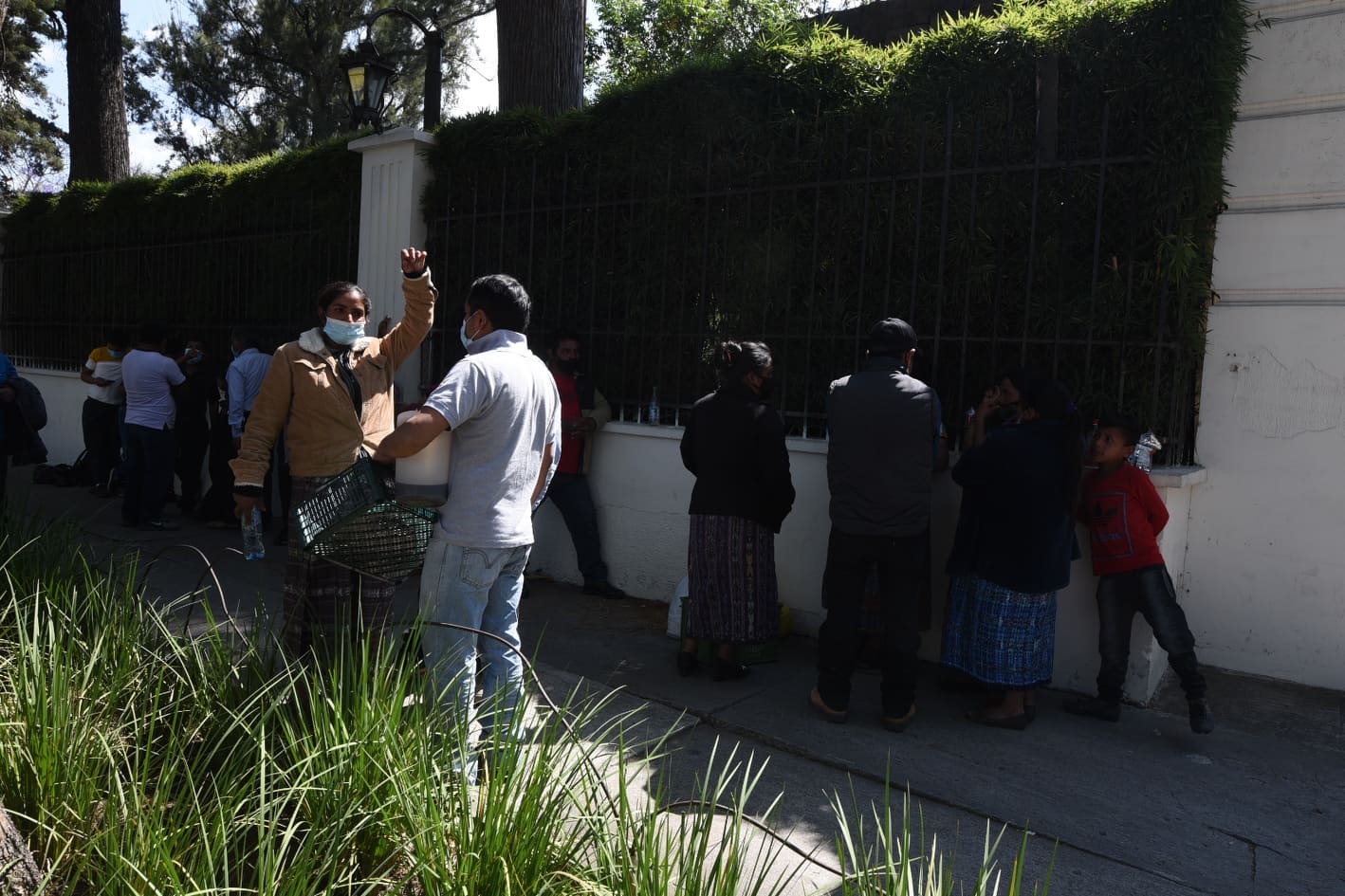 toma de muestras de ADN a familiares de posibles víctimas de masacre en México