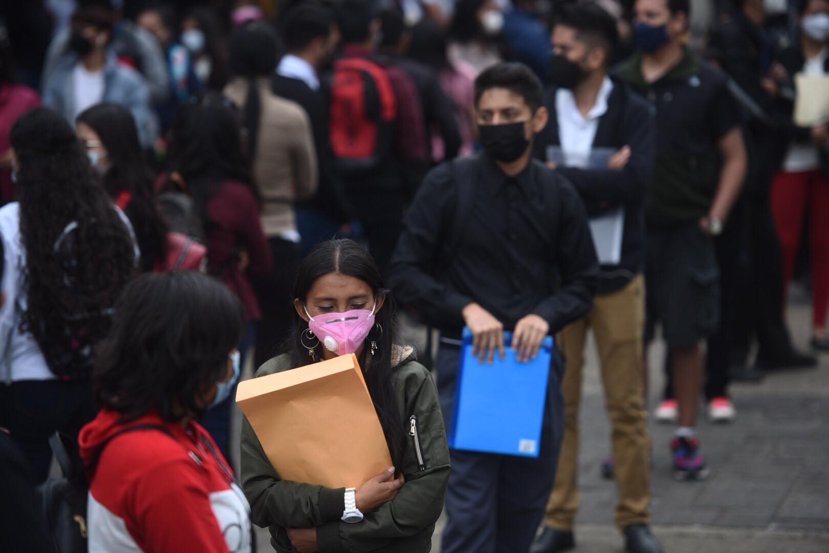 feria de empleo en plaza de la Constitución