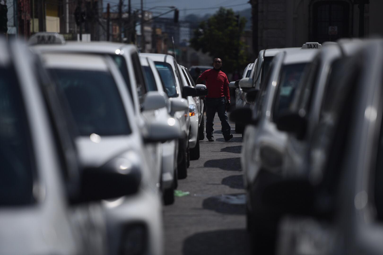 manifestación de taxistas contra pago de seguro en zona 1