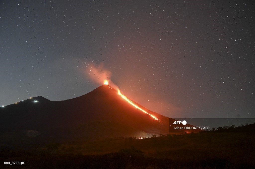 volcán de Pacaya aumenta actividad