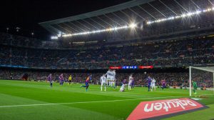 Estadios de España volverían a tener aficionados en abril