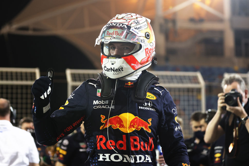 Max Verstappen gana la primera "pole" de la temporada