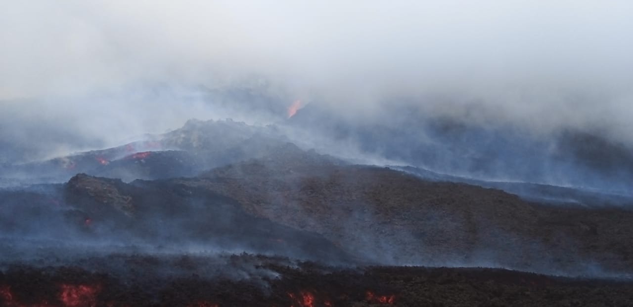 Volcán de Pacaya presenta nueva fisura