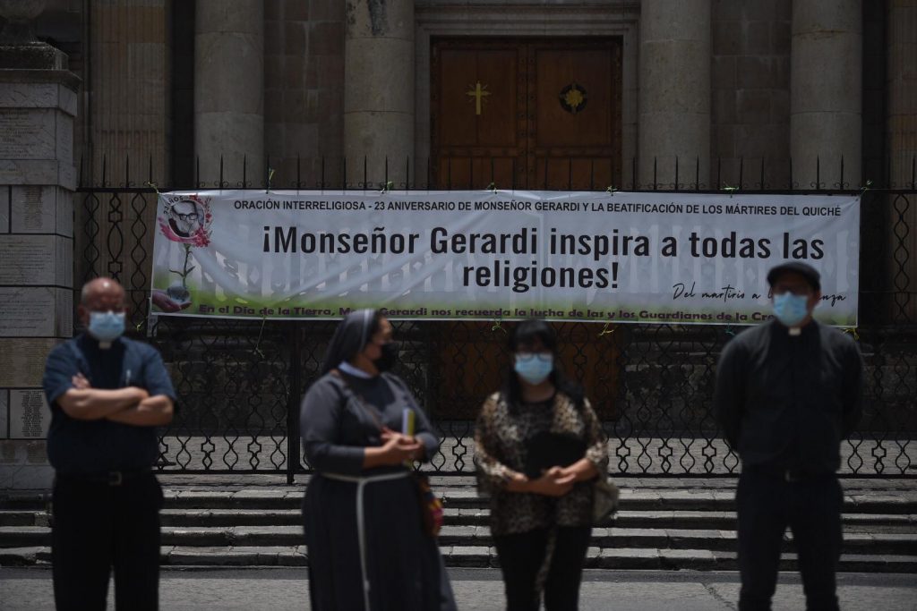 oración por aniversario de asesinatos de monseñor Juan José Gerardi y los beatos de Quiché
