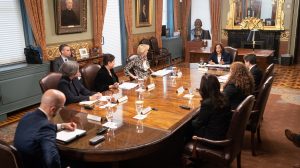 reunión de la vicepresidenta de Estados Unidos, Kamala Harris, con guatemaltecas