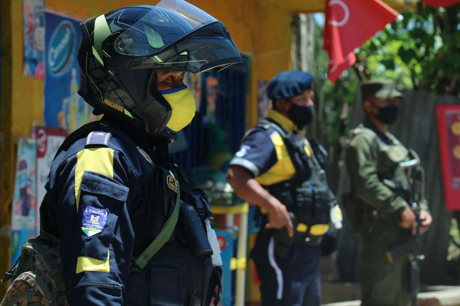 Ejército y Policía Municipal realizan operativo conjunto en Santa Catarina Pinula