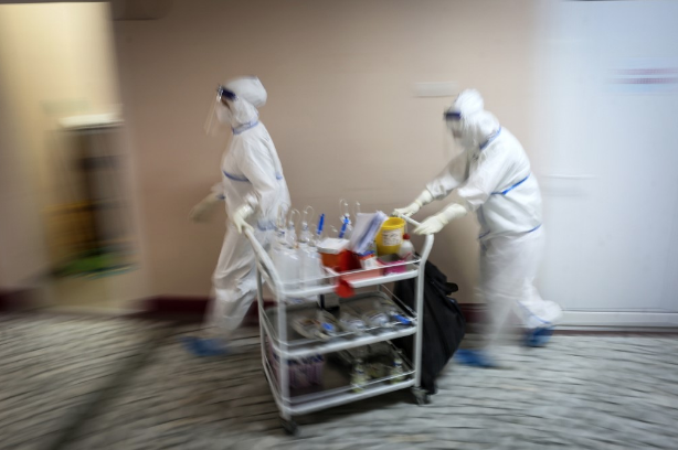 hospitales atienden casos de covid-19