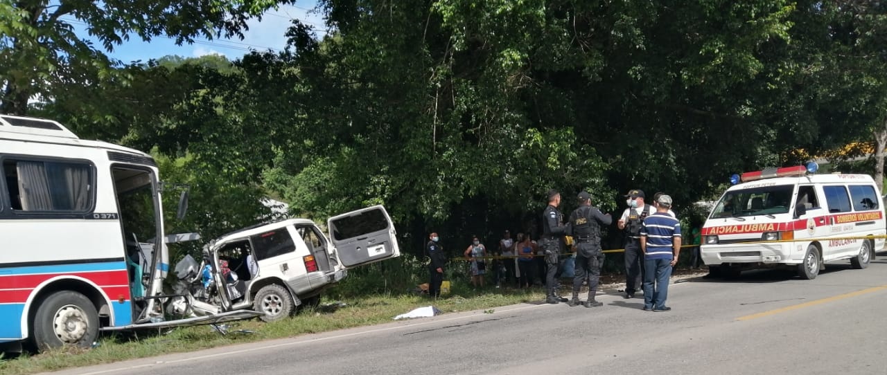 accidente de bus en Petén