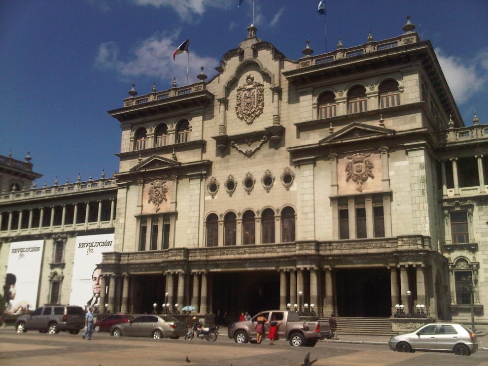 El gobierno detalló el estado de la pandemia causada por el COVID-19 en una conferencia que se desarrolló en el Palacio Nacional de la Cultura. Guatemala.