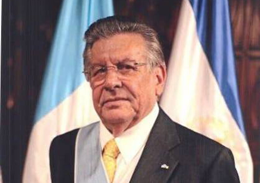 Doctor Raúl Cruz Molina, fundador de Unicar