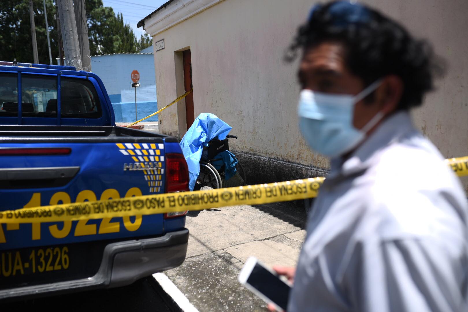 Hombre muere en la vía pública en zona 5