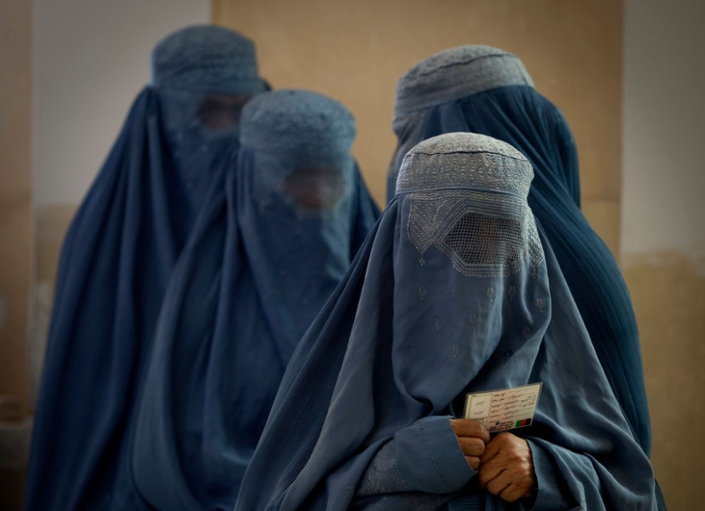 Mujeres con burka en Afganistán