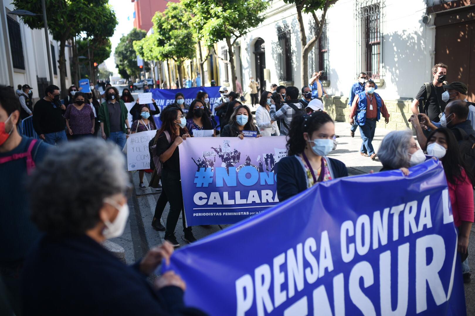 en el Día del Periodista, marchan para pedir libertad de expresión