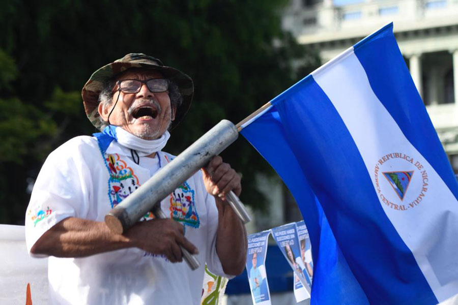 Protestas de nicaragüenses en Guatemala por elecciones