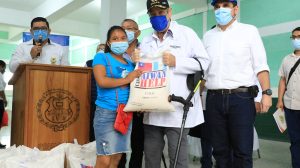 presidente Alejandro Giammattei en jornadas de vacunación en Chiquimula