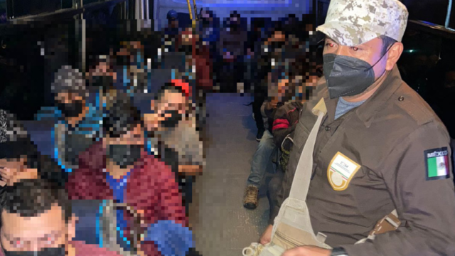 Interceptan a casi 200 migrantes, incluidos guatemaltecos, en Oaxaca, México