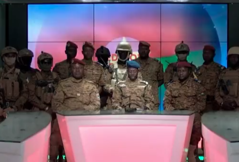 Militares toman el poder en Burkina Faso