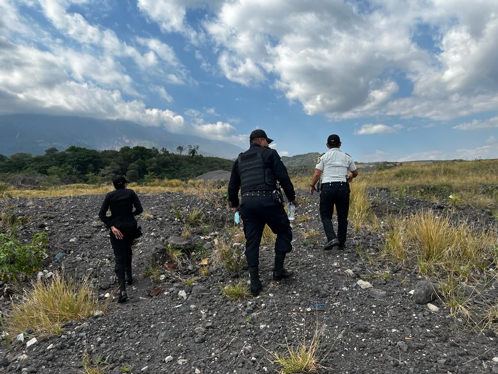 PNC fortalece operativos de seguridad en áreas del volcán de Fuego