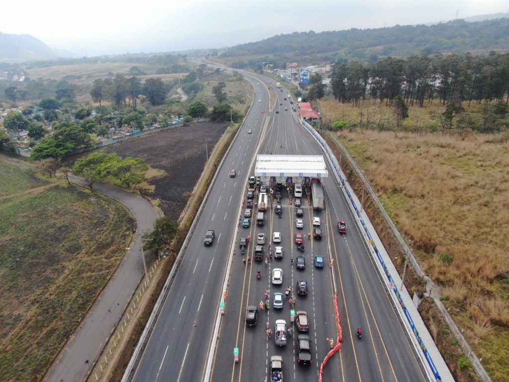 autopista Palín-Escuintla en Semana Santa 2022