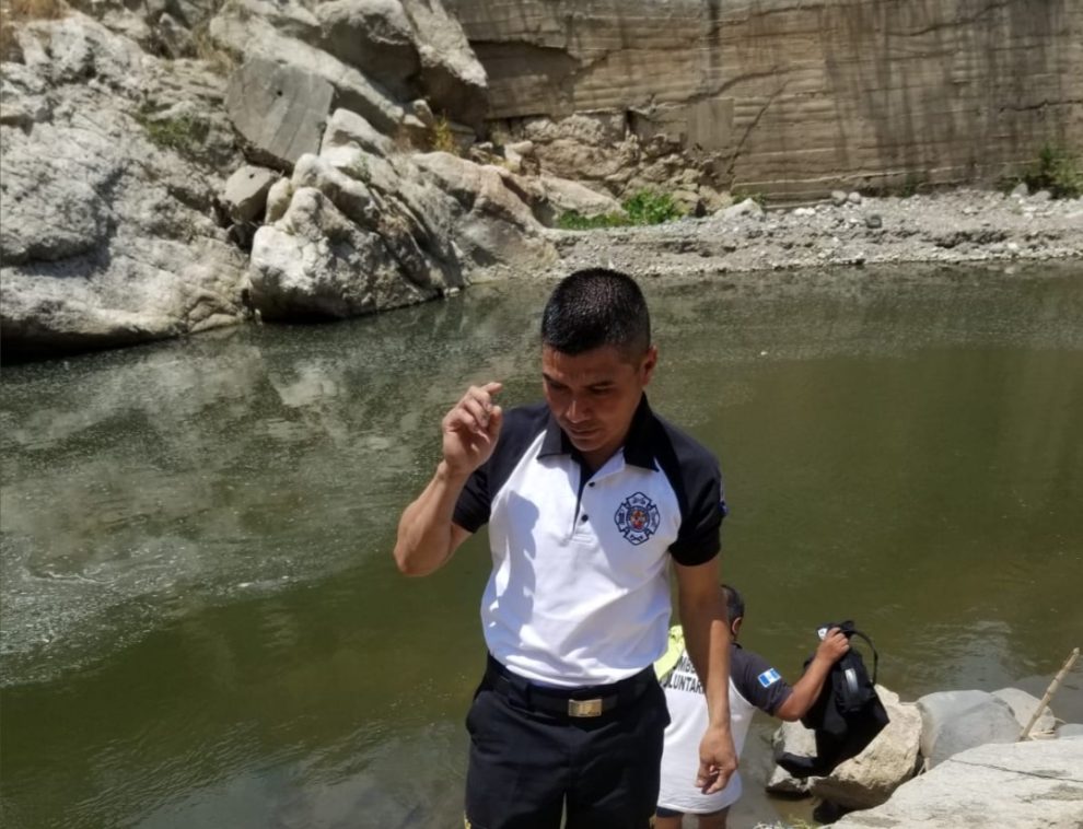Adolescente muere ahogada en río de Quiché