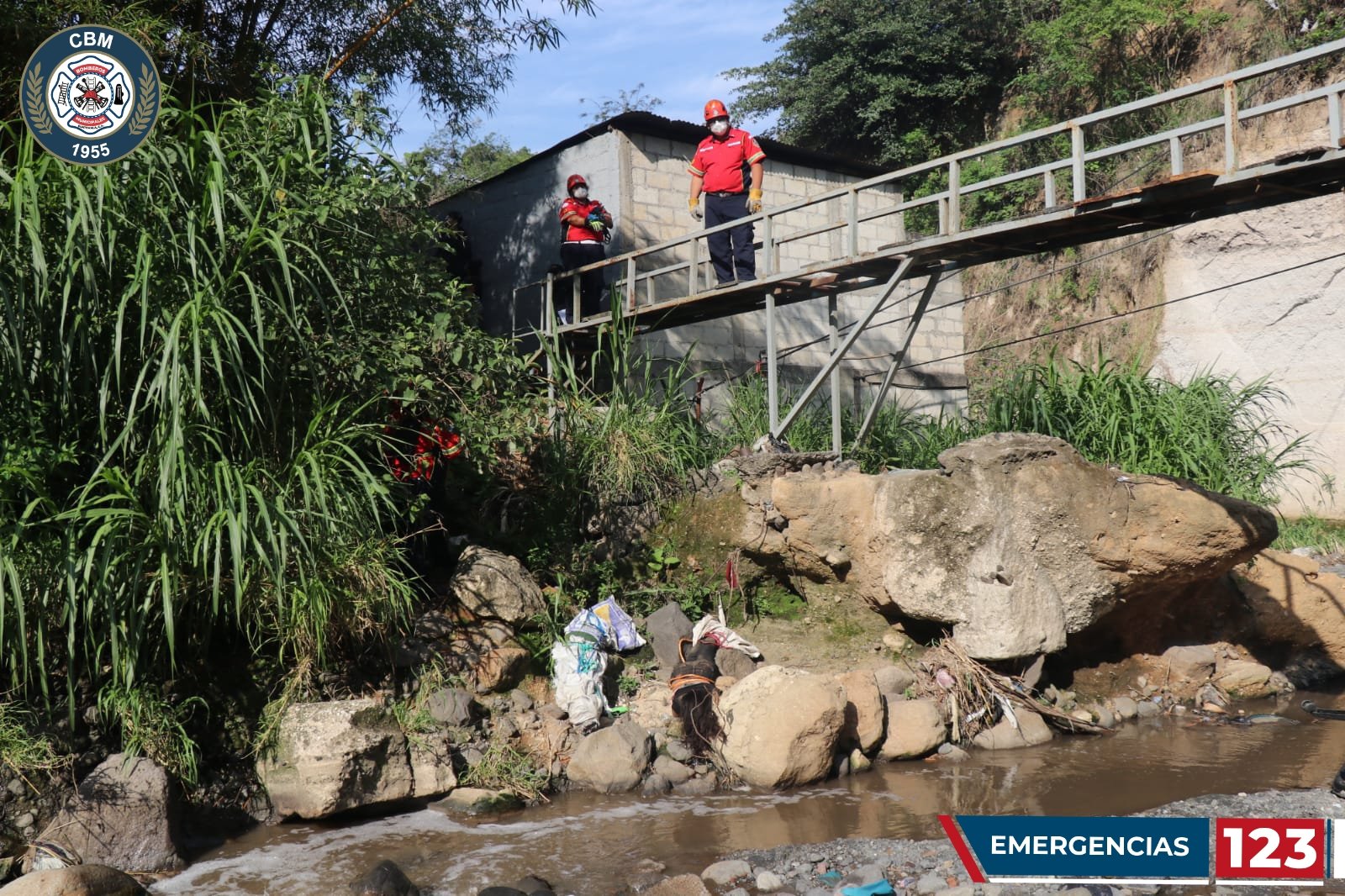 localizan tres cadáveres en Villa Nueva