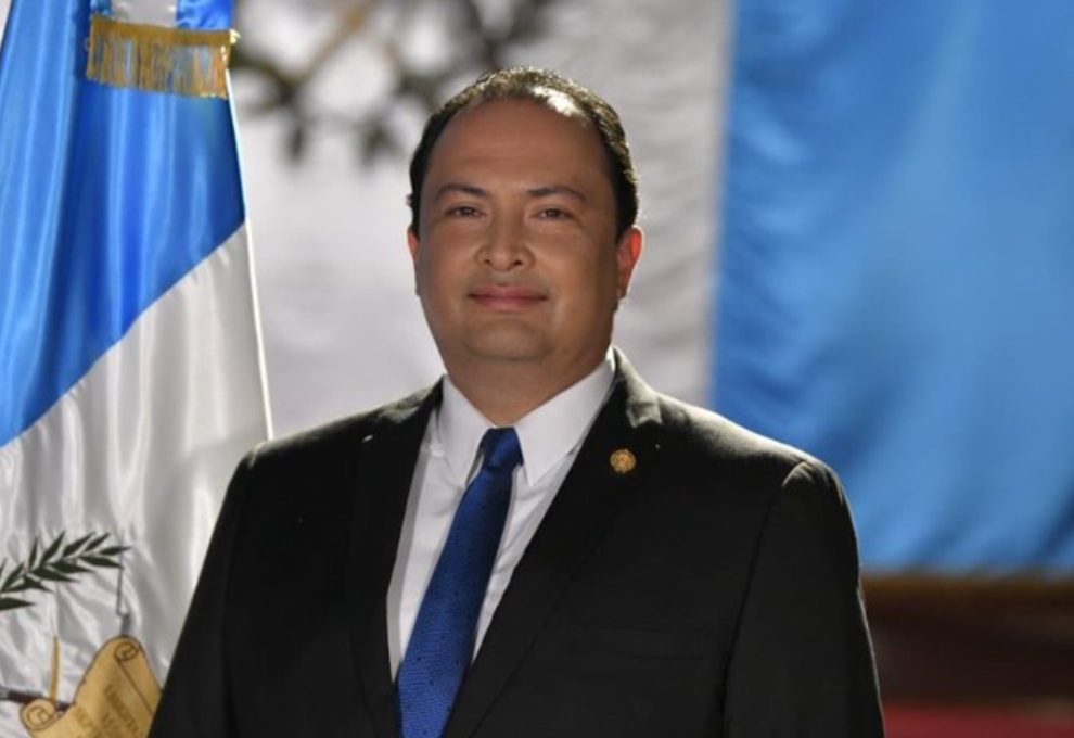 canciller de Guatemala, Mario Búcaro